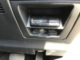 ETCが装着されています。再セットアップ後高速道路の料金所をノンストップで通過できて大変便利です。