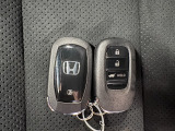 キー操作の手間が少なく、乗車から発進までの流れがスムーズ。毎日の運転がより快適になります