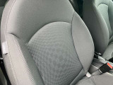 弊社お客様より頂いた下取車やデモカーが在庫の多くを占めています。車の経歴や整備記録が分かり、ご安心してお車をお選び頂ける正規ディーラーならではのラインナップでございます。