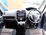 周りが見やすく運転しやすいお車です♪