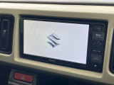 【純正ナビ】人気の純正ナビを装備しております。ナビの使いやすさはもちろん、オーディオ機能も充実!キャンプや旅行はもちろん、通勤や買い物など普段のドライブも楽しくなるはず♪