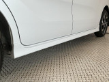 【現車確認及び来店納車のお願い】当社は県外販売を制限させて頂いております。基本は、近畿2府4県及び隣接県で、ご来店頂き現車確認及び、来店納車に限らせて頂いております。