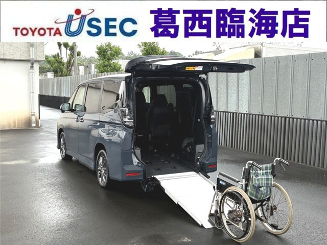 トヨタ ヴォクシー 