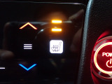 運転席と助手席には、【シートヒーター】が装備されています。温度調整も切り替えができお好みの設定で快適なドライブを楽しめます。腰から下が暖まると、暖房よりも体があったまりますよ。