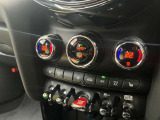 車両の詳細、ご質問につきましては、弊社営業スタッフまでお気軽にご連絡下さいませ。遠方のお客様には実車の詳細画像送信も承ります。