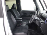 運転席廻りです。