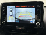 バックモニター付なので後退時に後方が見えるので安心。 車は構造上、死角がたくさんなので万が一を考えると必須ですね。 あくまで補助の為の装備、バックは目視で確認する事が重要ですよ。