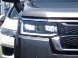 ★LEDヘッドライト搭載★ 白っぽく光る明るく省電力なLEDライト!先進的な白い輝きでフロントフェースを引き締めます☆