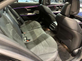 車両は屋内展示しておりますので天候に関係なくごゆっくりコンディションご確認頂けます。車両を倉庫へ保管している場合が御座いますのでご来店前に在庫確認頂けると幸いです。TEL072-784-8800