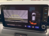 バックカメラも装備しております。車庫入れの苦手なお客様も安心!重宝してくれます!