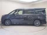 安心の納車前整備を実施します。その際にエンジンオイル、オイルエレメント、ワイパーゴムを交換いたします。