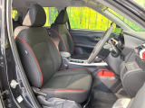 運転席シート廻りは使用感も少なく、良好な状態となっています。前オーナー様が丁寧に使っていたことがよくわかりますね。