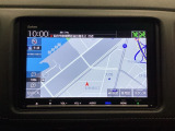 ナビゲーションはフルセグTV対応のGathers純正メモリーナビを搭載しています。Bluetoothオーディオ機能がありますので、スマートフォンなどの音楽も再生できます。