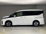 【ユーカーズ浜線へようこそ】屋根付駐車場なので、雨でもゆっくり車をご覧いただけます!当社は、新車、中古車、サービス工場と併設しております。トラブル時も安心です!