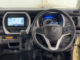 このハンドルを握った時に、車を所有している優越感を味わえますね