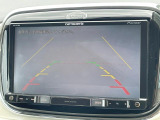●ガイドライン付きバックカメラ:不安な駐車もこれで安心!ガイドライン付きなので狭い箇所での駐車もラクラクです!