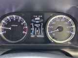 【スピードメーター】メーターがシンプルで見やすく運転しやすいですね。