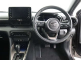 見通しのよいすっきりとした視界で、誰でも運転しやすいです。運転のしやすさは疲れにくさにも繋がりますよ♪