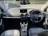 Q2 1.0 TFSI スポーツ サンルーフ 修復歴無し