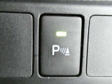 クリアランスソナー付き。ピッピッピとブザーでお知らせ!曲がり角や壁際に駐車する時に便利ですね♪