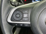 ステアリングスイッチ装備!運転しながら手元でオーディオの操作などができます。