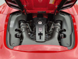 3.9L V8ツインターボエンジンを搭載、670CVを発揮します。(カタログ値)