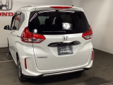 スライドドアなら狭い駐車場でもドアをぶつける心配がありません。ステップが低く乗り降りもしやすいです。