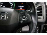 Hondaセンシングの機能のひとつ、アダプティブクルーズコントロール付!アクセルから足を離しても設定したスピードと前車との車間を保ち走行してくれます!車線維持もアシスト☆高速道路で疲労軽減ですね☆