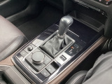 アクセルペダルを踏み込む量や速さに応じて変速パターンをし、人馬一体の運転感覚を発揮してくれる6速オートマ!