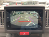 バックカメラが装備されており、後方の安全確認はもちろんのこと狭い場所での駐車や雨の日・夜間など視界の悪いコンディションでのストレスの軽減にもなります!