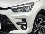【シーケンシャルターンランプ付きLEDヘッドライト】人気の『流れるウィンカー』付きのLEDヘッドライトを装備♪高級感はもちろん、点灯時は存在感たっぷりで他車からも認識されやすく安心です。