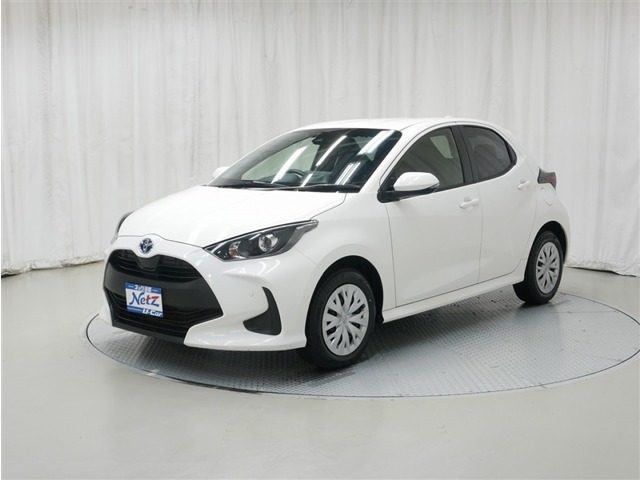 ヤリス 1.5 ハイブリッド X E-Four 4WD