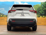 安心の最長10年・走行無制限保証(有償)をご用意。保証内容も充実はもちろん、無料点検&オイル交換や、年中無休の全国・24時間ロードサービスも付帯されておりますのでご安心下さい。