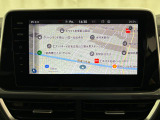 純正ナビゲーションシステム「ディスカバープロ」。車両を総合的に管理するインフォテイメントシステムです。