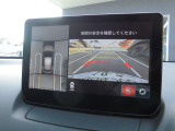 360&deg;ビューモニターと4コーナーセンサーも装備しております。安全、安心にお車の取り回しを行っていただけます。