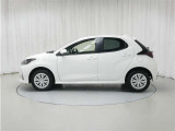 ヤリス 1.5 ハイブリッド X E-Four 4WD 