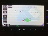 ナビゲーションはフルセグTV、インターナビ対応のGathers純正メモリーナビを搭載しています。Bluetoothオーディオ機能がありますので、スマートフォンなどの音楽も再生できます。