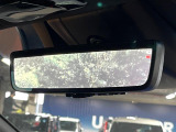 【デジタルインナーミラー】カメラが撮影した車両後方の映像をルームミラー内に表示。クリアな視界で状況の確認が可能です!※ドラレコ機能ご利用には別途SDカードをご用意いただく場合があります。