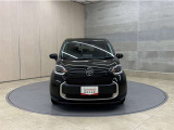 お車購入のポイントとなるフロントマスクです!かわいらしい目つきが印象的なデザインのヘッドランプです。