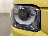 ★LEDヘッドライト★シャープな印象を与えるLEDヘッドライトを装備☆夜間走行時の視認性を高めるだけでなく、フロントフェイスに上質な存在感を演出します♪