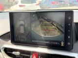 バックモニターもついているので、バック駐車も安心です♪