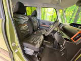 運転席シート廻りは使用感も少なく、良好な状態となっています。丁寧に使われていたことがよくわかりますね。