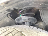 お車を安心してお乗りいただく為には、足回りの定期点検が欠かせません。サービスサポート(有償保証)では無料点検もご提供しており、安心のカーライフをお過ごしいただけるサポート体制が整っています。