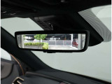 デジタルインナーミラー装備!車両後方のカメラの映像をデジタル補正で視認性を向上させてインナーミラー内に表示します♪視界を遮るものがなく、後席に同乗者がいても後方を確認しやすく安心です♪