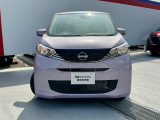 シンプルで親しみやすいフロントデザイン!見切りの良いボディ形状で運転しやすく、毎日の通勤やお買い物にもぴったりです。