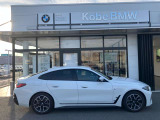【BMWの伝統-3】BMWのお車は、&ldquo;駆け抜ける歓び&rdquo;を体現しております。走行の安定性とコーナリングの良さを追求し、思い通りにハンドルの操作可能です。