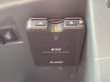 ●ETC車載器(アンテナ分離型音声案内タイプ):お引き渡し時には再セットアップを実施後、お渡しいたします。マイレージ登録に関してもお気軽にスタッフまでお尋ねください。
