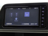 CD・DVD(再生機能)・ブルートゥース等を使用することができます。