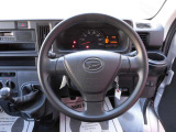 【こだわりの品質】新車にも負けないくらい満足していただけるお車を提供するということが弊社のこだわりでありモットーです。たかが中古車ではなく、されど中古車を実感していただきたいです。