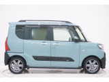 県内13店舗にて常時500台以上ダイハツ車を展示中です。見て、触って、納得のいく一台をぜひ見つけてください。